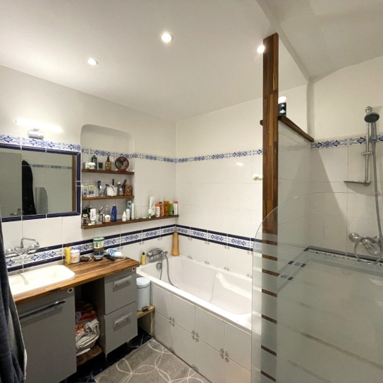  BOUTIN MATTHIAS : House | CARBON-BLANC (33560) | 100 m2 | 308 000 € 