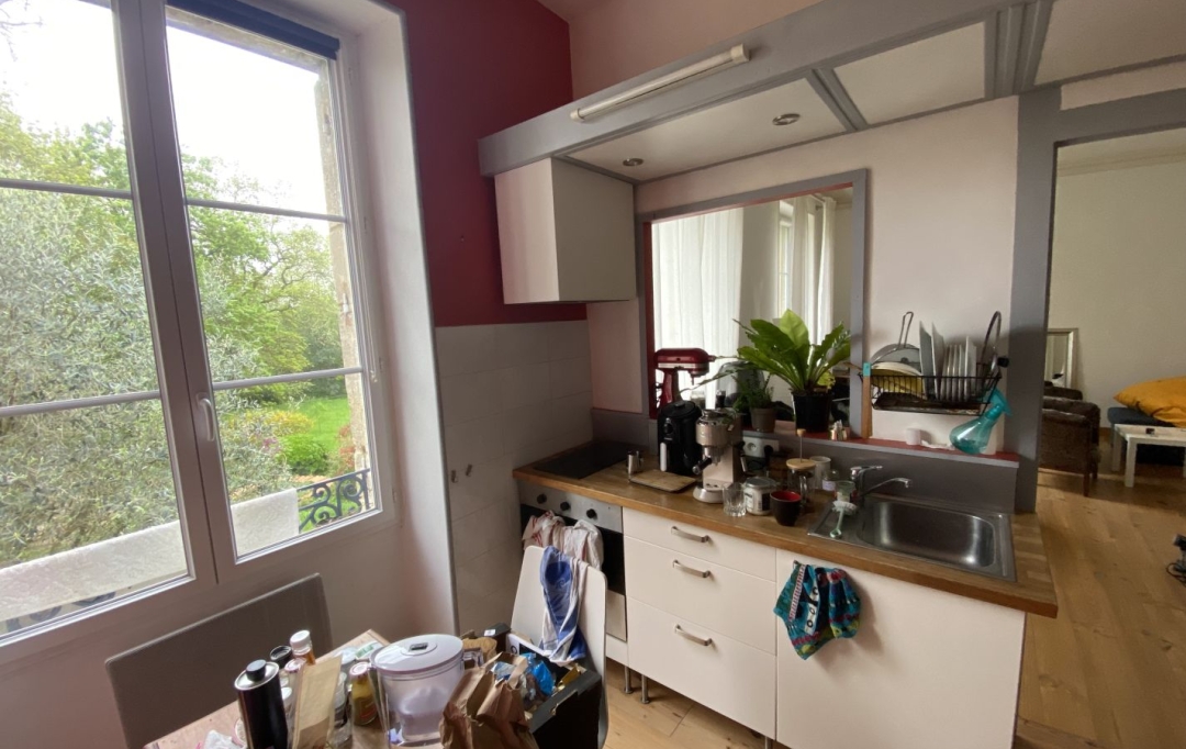 BOUTIN MATTHIAS : Appartement | CARBON-BLANC (33560) | 60 m2 | 735 € 