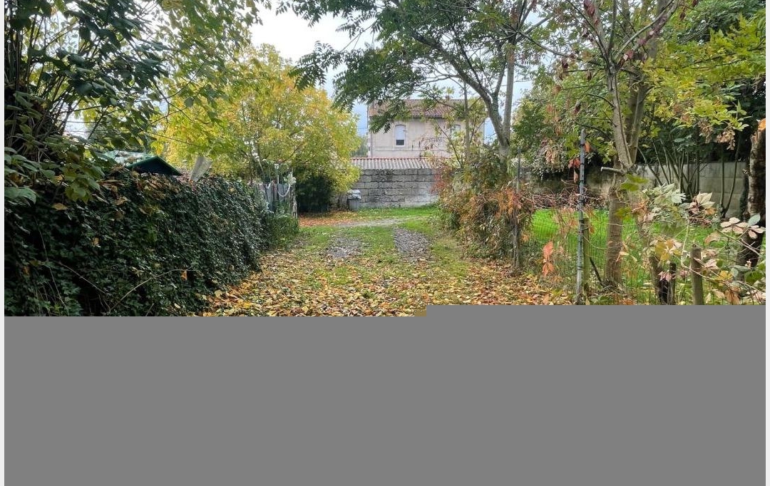 BOUTIN MATTHIAS : Maison / Villa | SAINT-YZAN-DE-SOUDIAC (33920) | 66 m2 | 520 € 