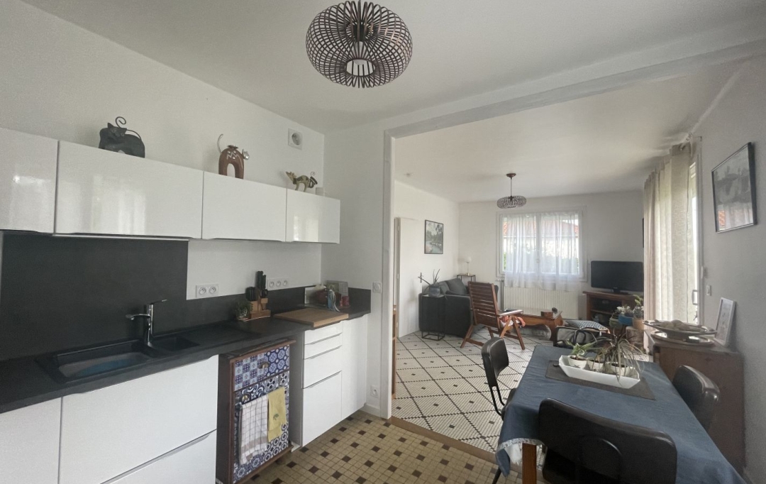 BOUTIN MATTHIAS : Maison / Villa | CARBON-BLANC (33560) | 58 m2 | 270 400 € 