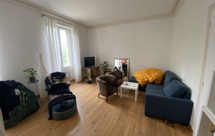 Appartement P2 BASSENS 61 m2 736 € Appartement P2 BASSENS 61 m2 736 €