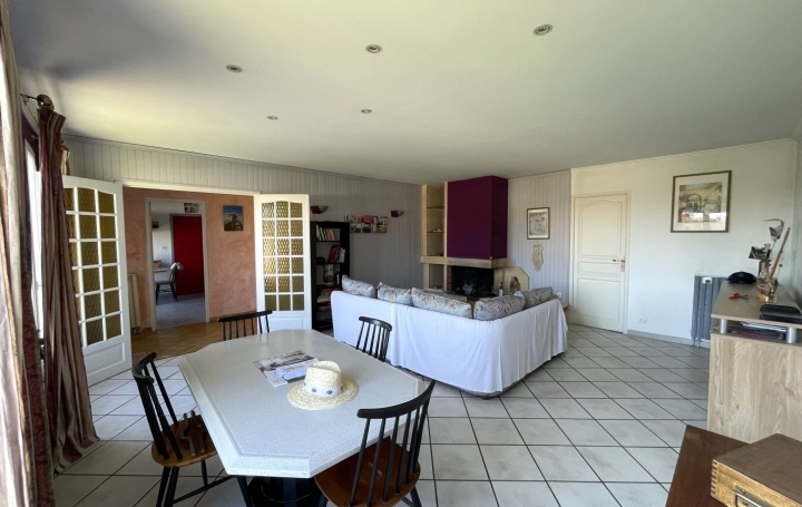 Maison CARBON-BLANC 100 m2 308 000 € Maison CARBON-BLANC 100 m2 308 000 €